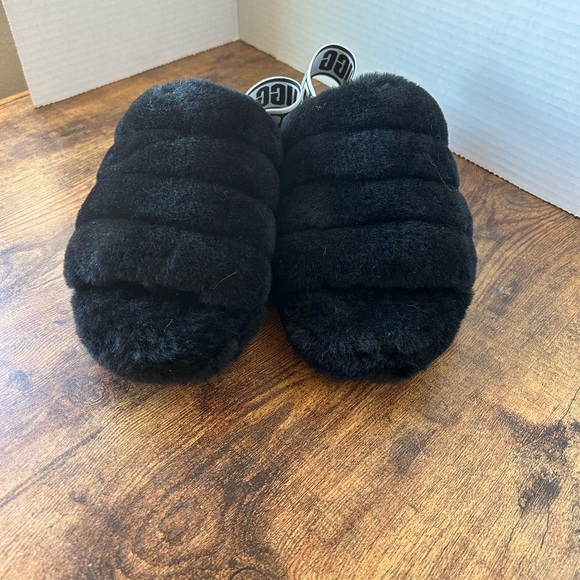 New Black Fluff yeah Slides size 6 - Picture 4 of 5